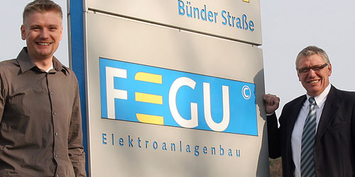 Sascha und Eckhard Feld von der Firma FEGU Elektroanlagenbau GmbH aus Ostwestfalen